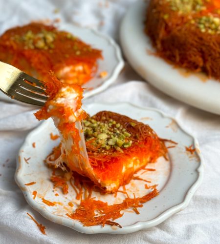 knafeh-bite-scaled